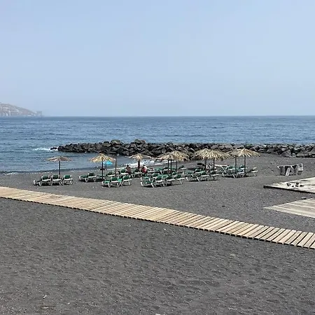 Mirador La Galera, Junto A La Playa * Канделария