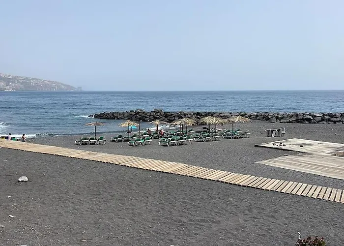 Mirador La Galera, Junto A La Playa * Candelaria